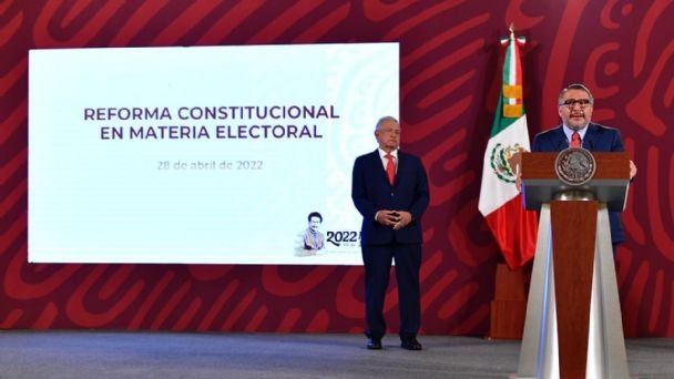 Horacio Duarte lidera preferencias en Morena como candidato "natural", revela encuesta.